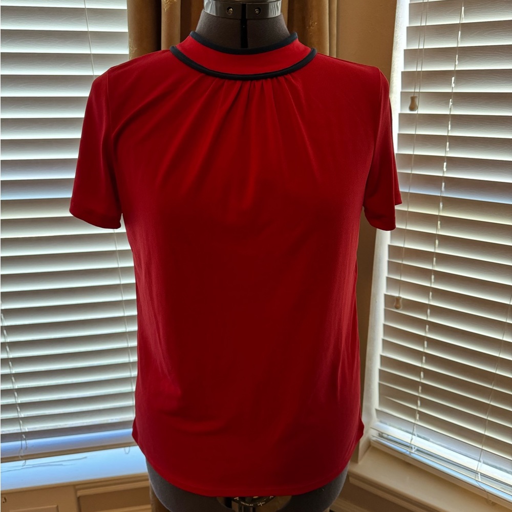 NWT Banana Republic Factory Tie-Back Knit Blouse